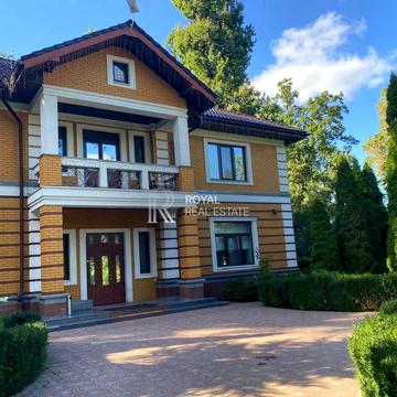 Кленова вул., 55