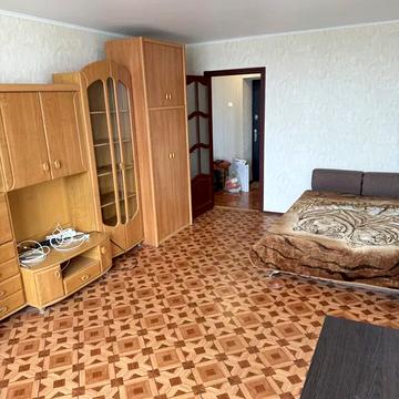 Володимира Івасюка просп. (Героїв Сталінграду), 64/56