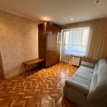 Червоної Калини просп. (Володимира Маяковського), 8-А