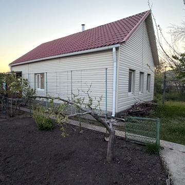 Спогадів вул., 27