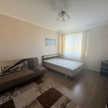 Бориса Тлехаса вул., 18