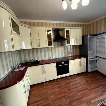 Олени Пчілки вул., 5