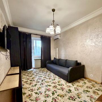 Велика Васильківська вул. (Червоноармійська), 116