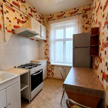 Майстрова вул., 8