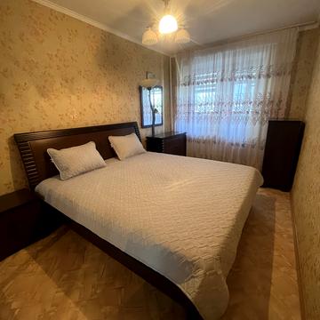 Любарського вул. (Білостоцького), 82