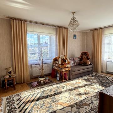 Володимира Великого вул., 80/1