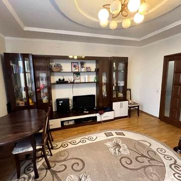 Пасічна вул., 171