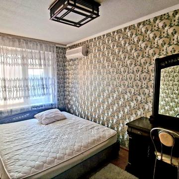 Сонячна Набережна вул. (Маршала Малиновського), 42