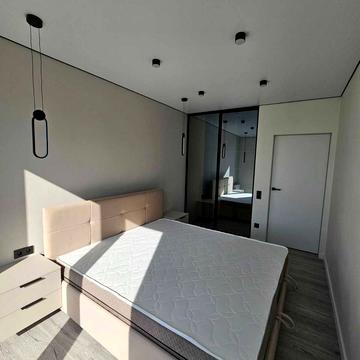 Миколи Бобяка вул., (Будинок 1)