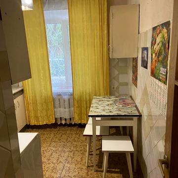 Кропивницького вул., 13