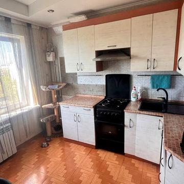 Товариська вул., 58