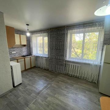 Миколаївська вул., 25