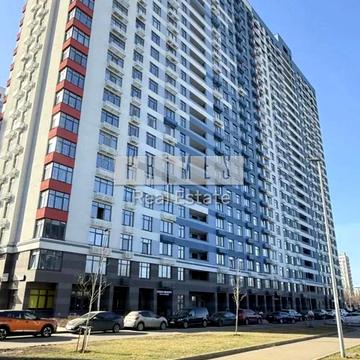 Євгена Сверстюка вул. (Марини Раскової), 6
