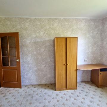 Янтарна вул., 42