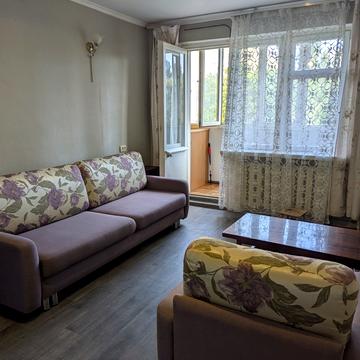 Героїв Крут вул. (Валентини Терешкової), 45