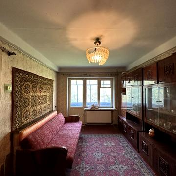 Михайла Грушевського вул., 8