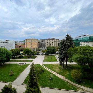 Шота Руставелі вул., 1