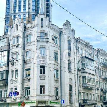 Саксаганського вул., 33