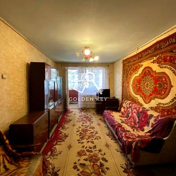 Космонавтів вул., 9