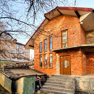 Степана Бандери вул.
