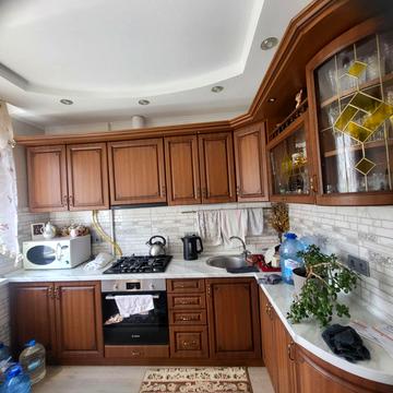 Володимира Вернадського вул., 36