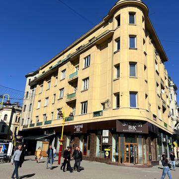 Незалежності вул., 11