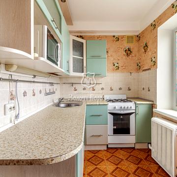 Кирилівська вул. (Фрунзе), 172
