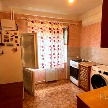 Оболонський просп., 31