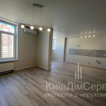 Микільсько-Слобідська вул., 8