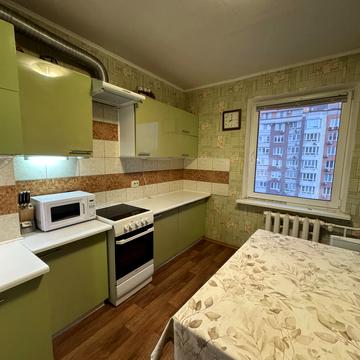 Урлівська вул., 38
