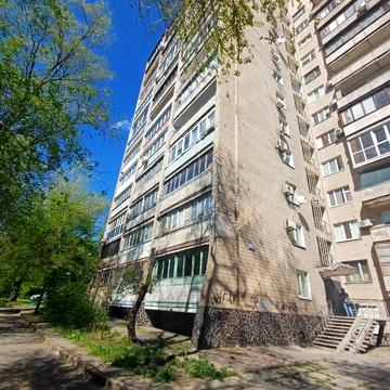Лобановського вул., 28