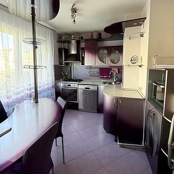 Героїв Дніпра вул., 32