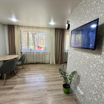 Леоніда Жаботинського вул. (Правди), 57