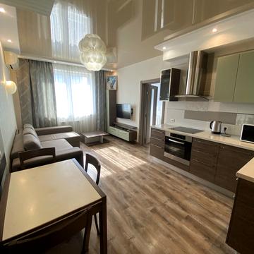 Патріарха Мстислава Скрипника вул., 40