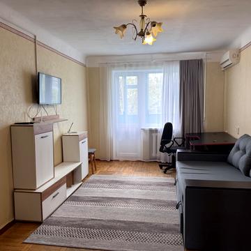 Харківське шосе, 18