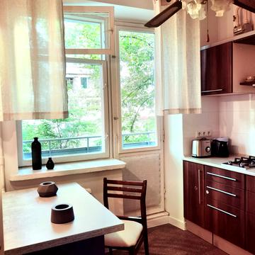Семінарська вул., 5а
