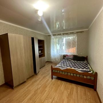 Дмитра Донцова вул., 1/11