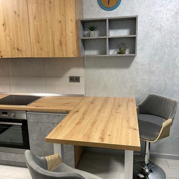 Драгоманова вул., 10