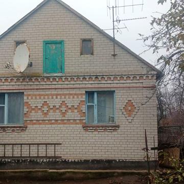 Михайла Комарова вул., 5