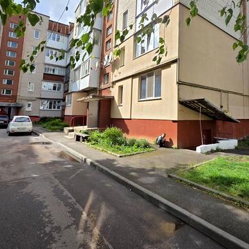 Миру вул., 4