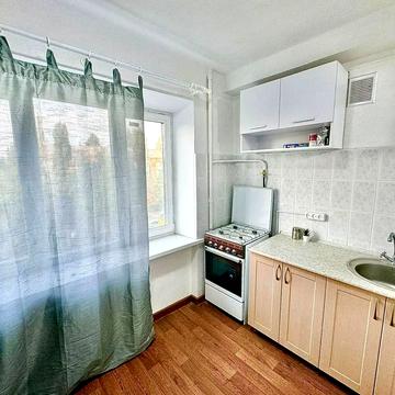 Авіаконструктора Антонова вул., 43