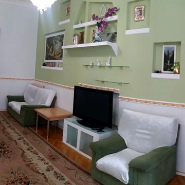Еспланадна вул., 2