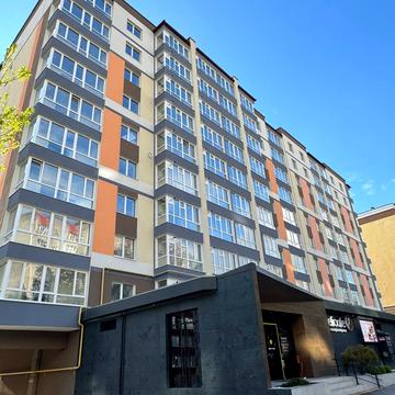 Максима Залізняка вул., 16