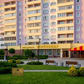 Нескорених просп. (Перемоги), 14