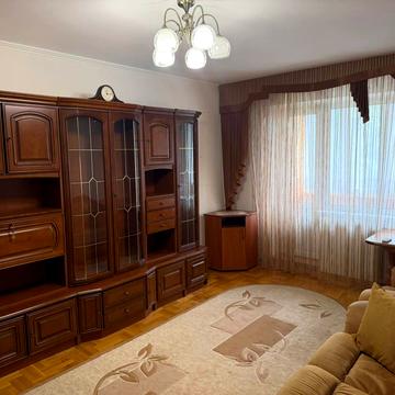 Героїв Дніпра вул., 19