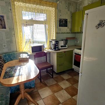 Леоніда Бикова бульв., 12