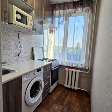 Смілянська вул., 19