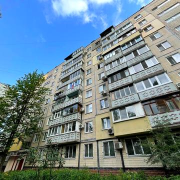 Юрія Кондратюка вул. (Комунарівська), 5