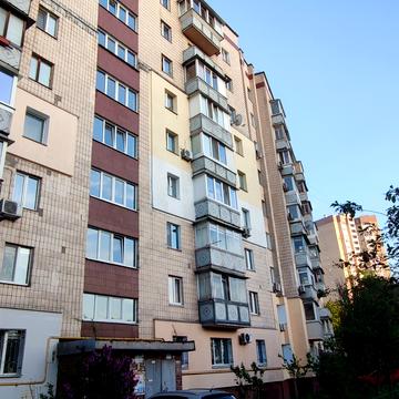 Вадима Гетьмана вул., 44-А