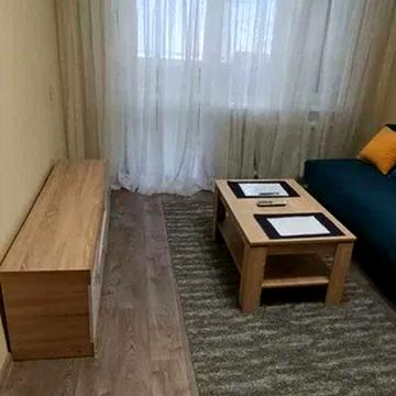 Йорданська вул. (Лайоша Гавро), 16